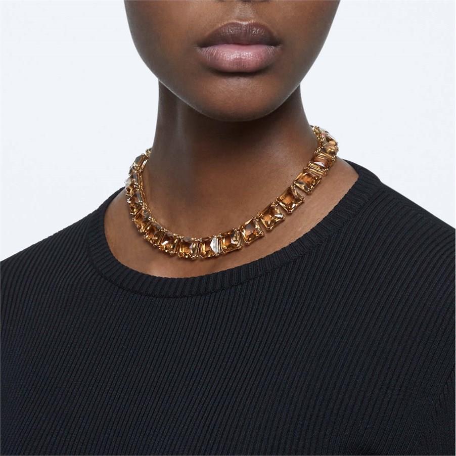 Swarovski Kolye Millenia:All Ard L Sqr LCTO/GOS 5609705