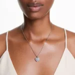 swarovski-kolye-hyperbola-pend-hrt-white-rhs-5684386-41749.jpeg