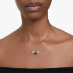 swarovski-kolye-mesmera-pend-green-white-rhs-5668278-42654.jpeg